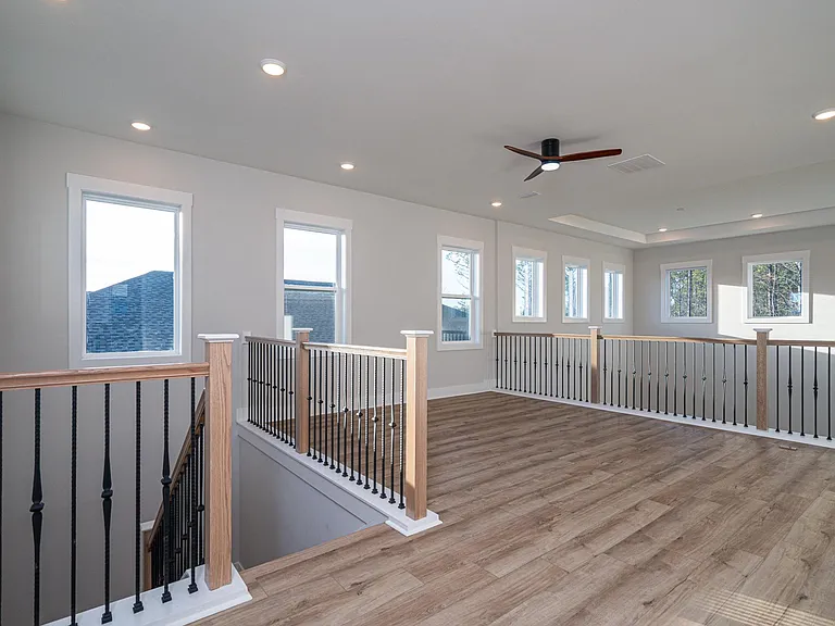 11 Anastasia Cir — Photo 47