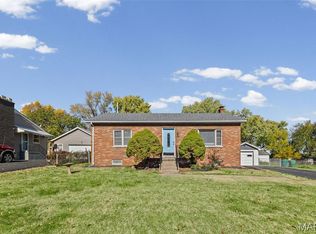 112 Easton Ave, O'Fallon, IL 62269