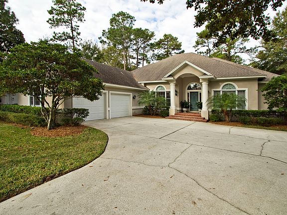 2nd image of 124 Cypress Lagoon Ct