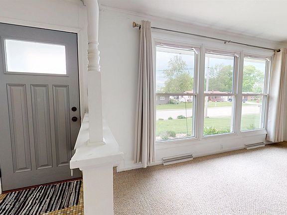 4th image of 151 Park Plaza Dr