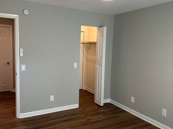 columbia-south-carolina-401885823 picture