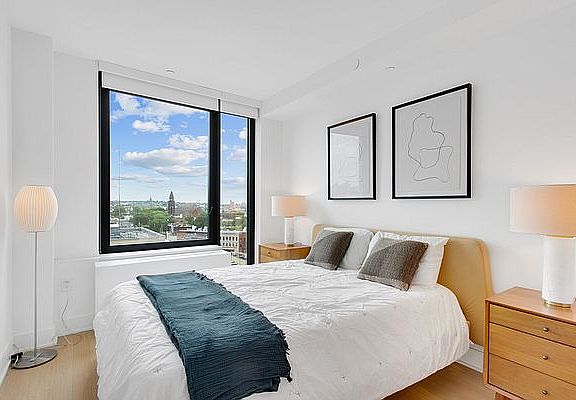4th image of 662 Pacific St #19Q