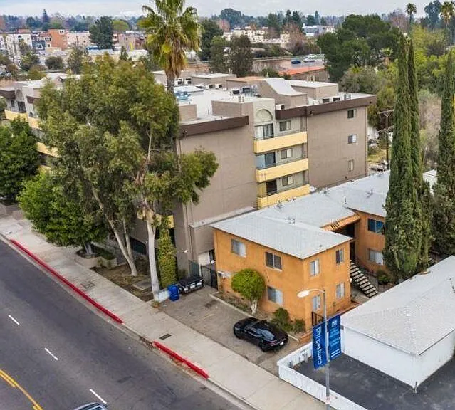4540 Laurel Canyon Blvd #5 — Photo 8
