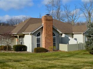 302 Wilcox Rd #302, Austintown, OH 44515