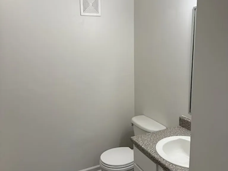 3404 Dill St NE #409 — Photo 4