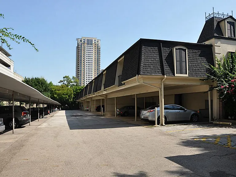 800 Post Oak Blvd #99 — Photo 11