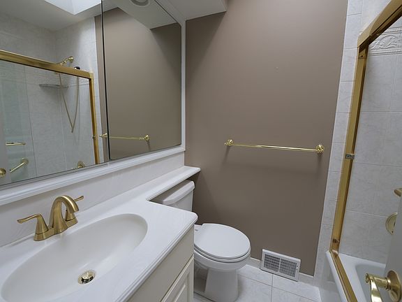 4th image of 3613 Weightman St