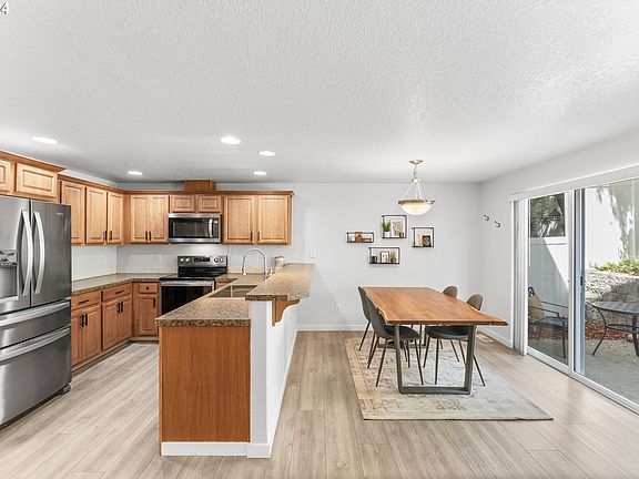 5th image of 7014 NE 55th St
