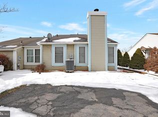 825 Chadwick Cir, Frederick, MD 21701