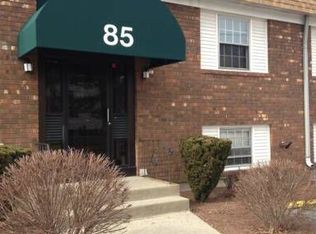 85 Dartmouth St APT 5, Pawtucket, RI 02860