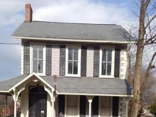 28 N Fairview St, Lock Haven, PA 17745