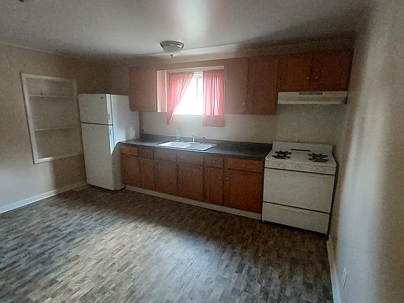 4th image of 128 Euclid Ave