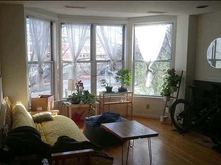5 Henry St — Photo 1