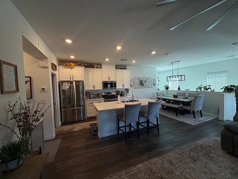 7342 N Decatur Blvd #1 — Photo 2