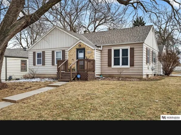 3337 Martin Ave, Omaha, NE 68112