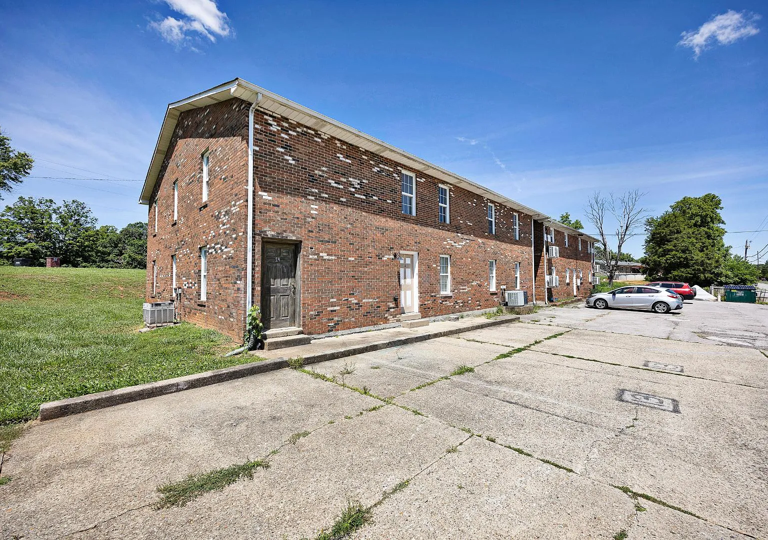 421 North Woodland Drive - 1 - 421 Unit 12 — Photo 1