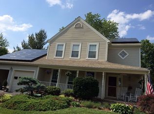 9 Rolling Fork Ct, Gaithersburg, MD 20882