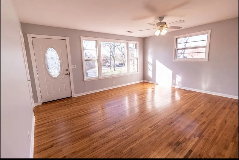 Spacious 3-Bedroom Home on Nearly an Acre in Neely's Bend Huge Fenced Backyard & Lawn Care Included — Photo 3