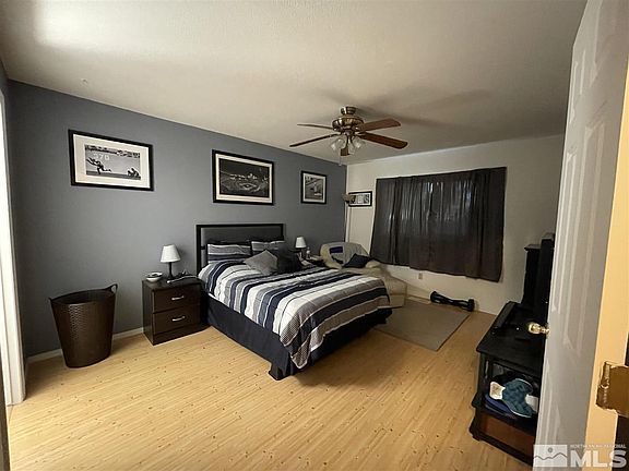 5th image of 204 N Whitacre St