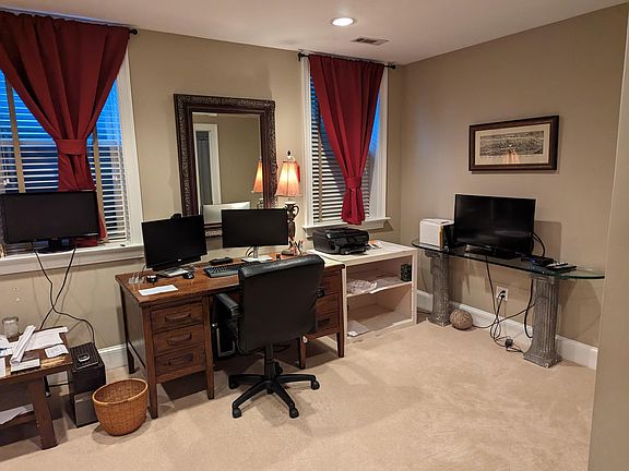 2nd image of 1801 Cloverlawn Ct #Basement
