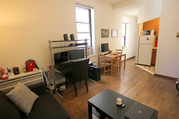 Rented by JK Dansar Corp | media 20