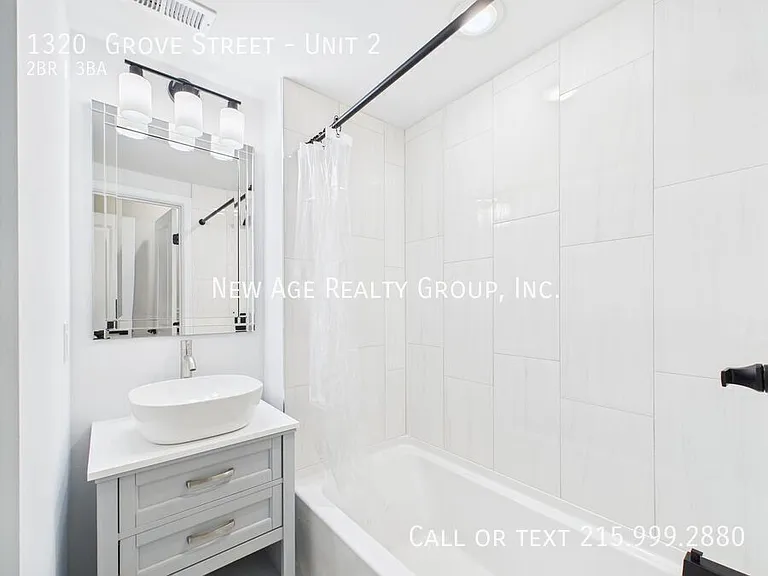 1320 Grove St #2 — Photo 14