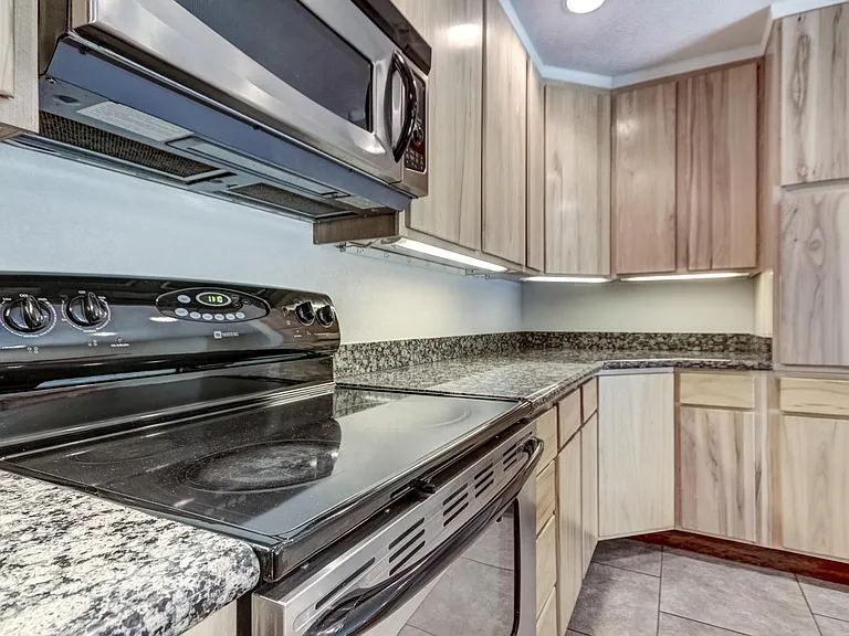 1737 E Pebble Beach Dr — Photo 41