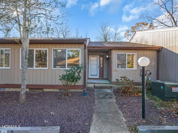 130 E Holly Ln, Little Egg Harbor, NJ 08087