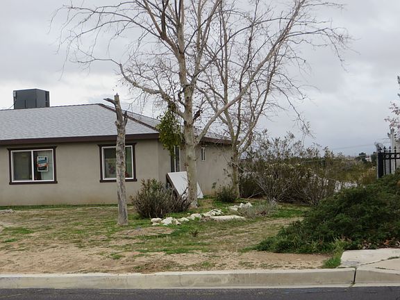 4th image of 16395 Cabrillo Dr
