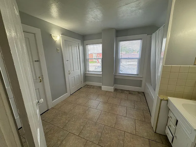 1511 Ripley St — Photo 14