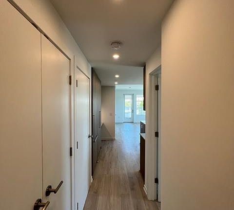 5th image of 1132 N Orange Dr #2