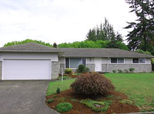 17840 3rd Ave SW, Normandy Park, WA 98166