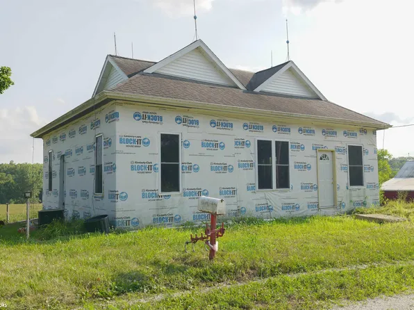 2222 200th St, West Point, IA 52656