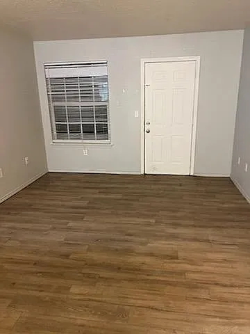 Winding Creek Apartments — Photo 7