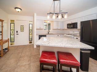 1462 Forest Ln, Porterville, CA
