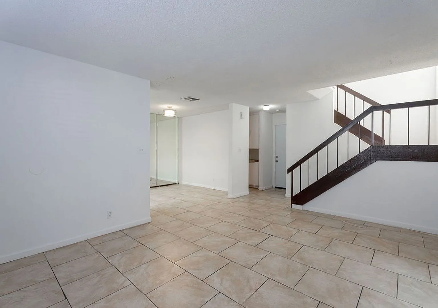 1722 East University Avenue #7, Las Vegas, NV 89119 — Photo 1