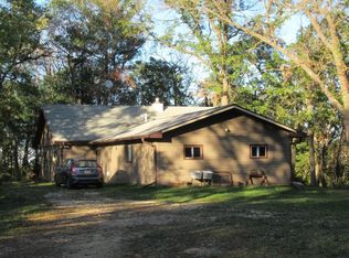 5154 Ridge View Rd, Blue Mounds, WI 53517