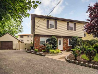 29 Lafayette St, Little Ferry, NJ, 07643