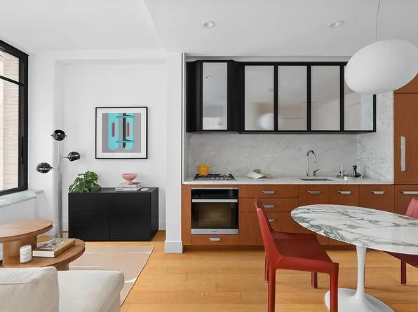 110 Charlton St APT 15G, New York, NY 10014