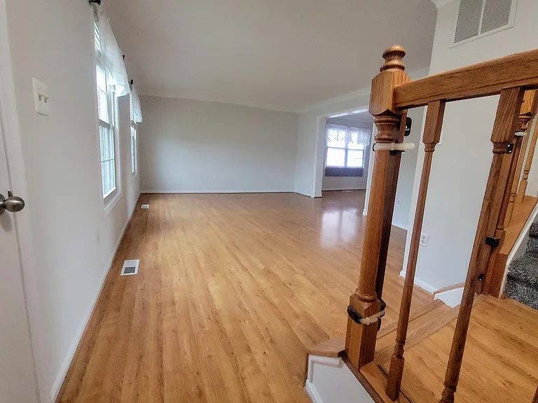 8949 Princeton Park Dr — Photo 2