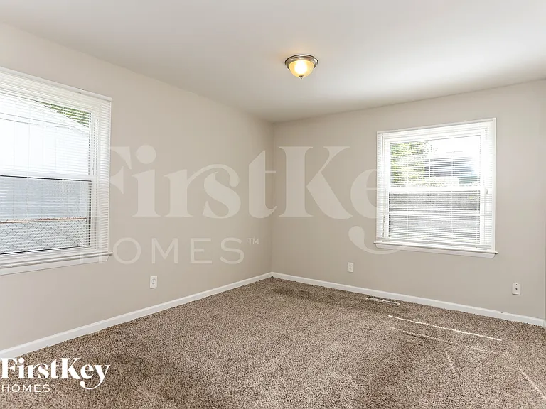 23 Steeplechase Dr — Photo 9