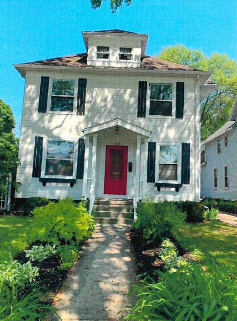 1831 North 7th STREET photo 1
