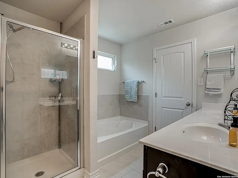 9654 Holly Patch — Photo 25
