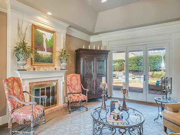 3rd image of 9431 Heathrow Dr