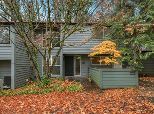 8856 SW Brightfield Cir, Portland, OR 97223