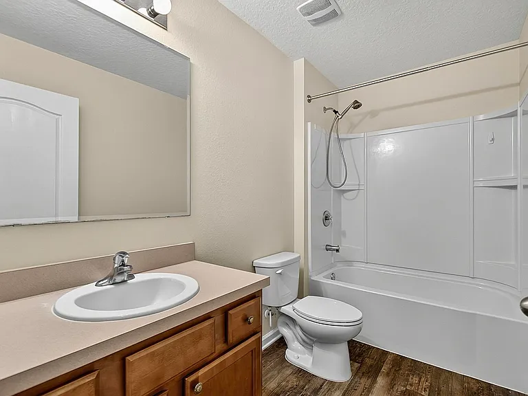 137 Fairway Ct — Photo 17