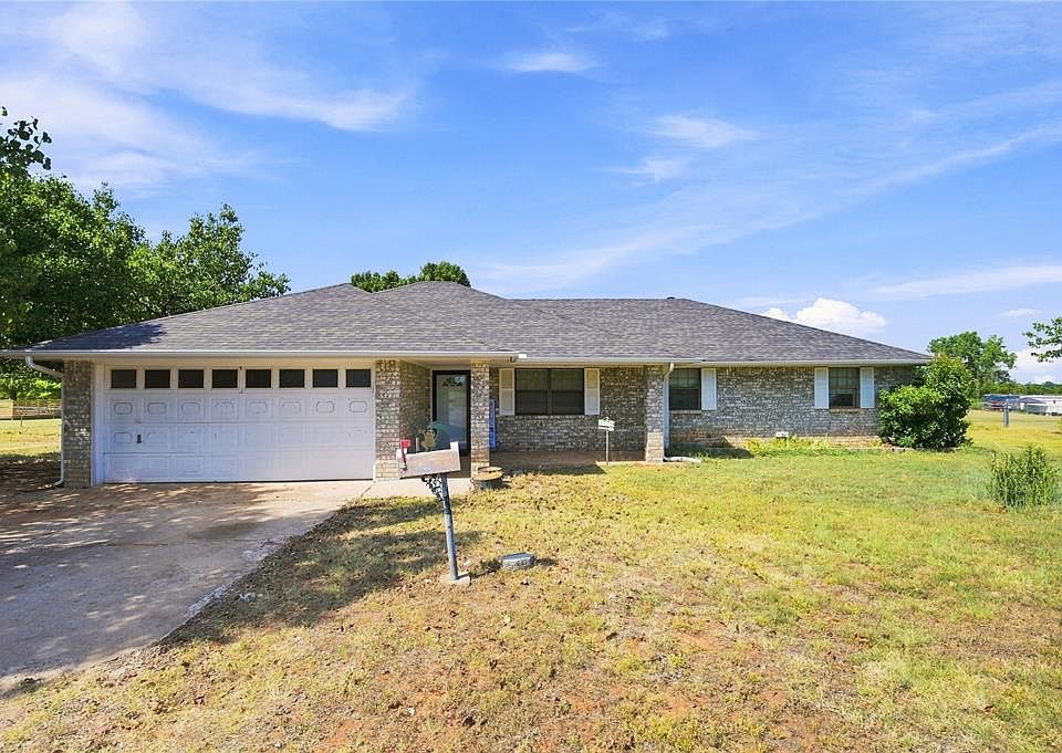 1st image of 20301 SE 37th St