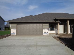 1411 28th St SW, Austin, MN 55912