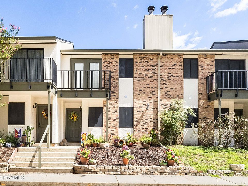 1st image of 3500 E Simcoe St APT 25