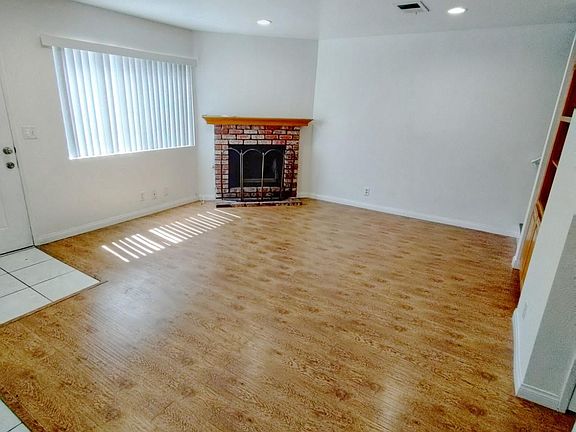 2nd image of 13434 Francisquito Ave APT B